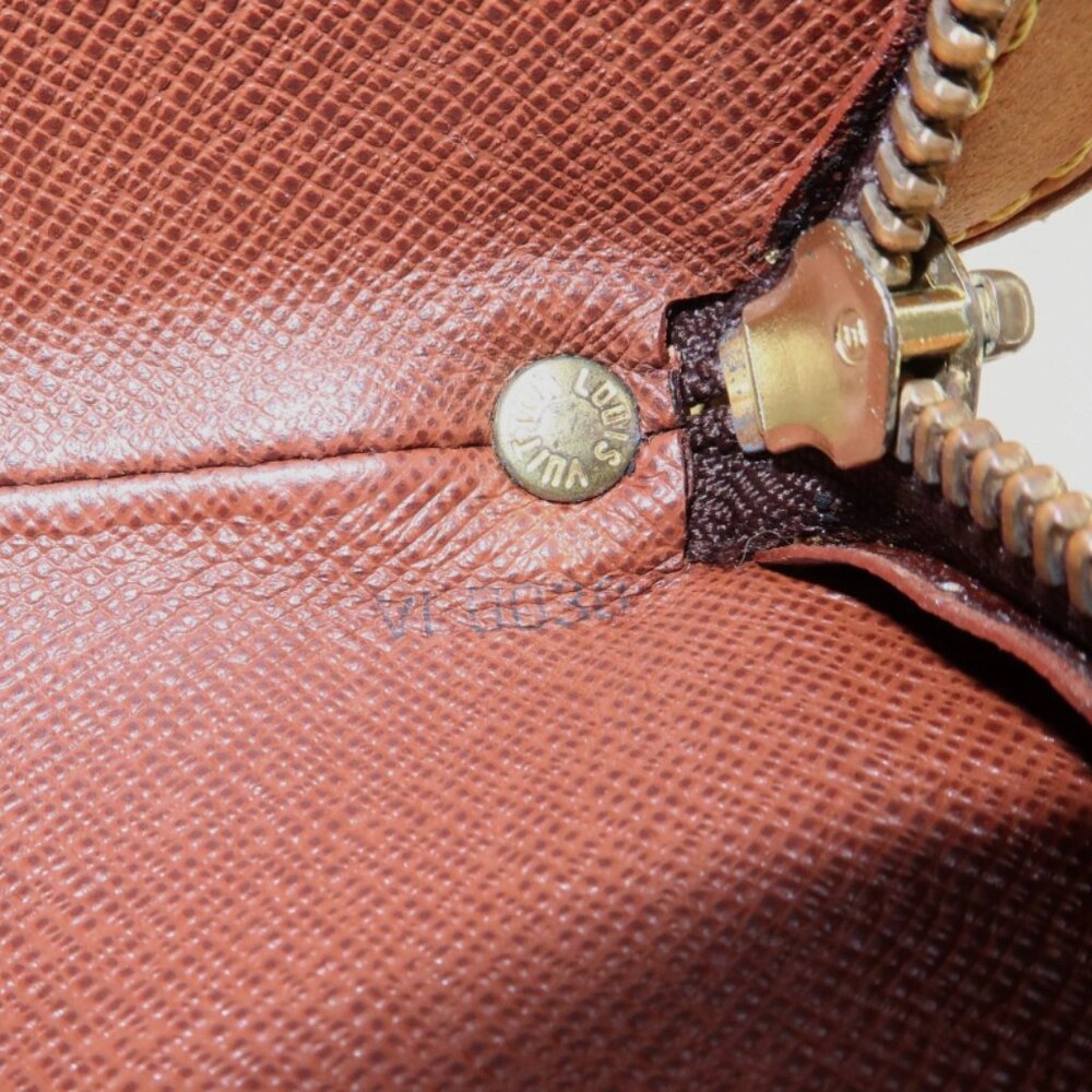 Louis Vuitton Brown Monogram Crossbody Shoulder Bag - Picture 14 of 14